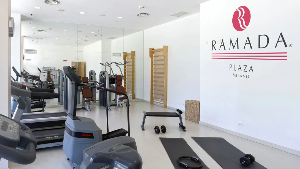 الفندق رامادا بلازا ميلانو - ميلانو